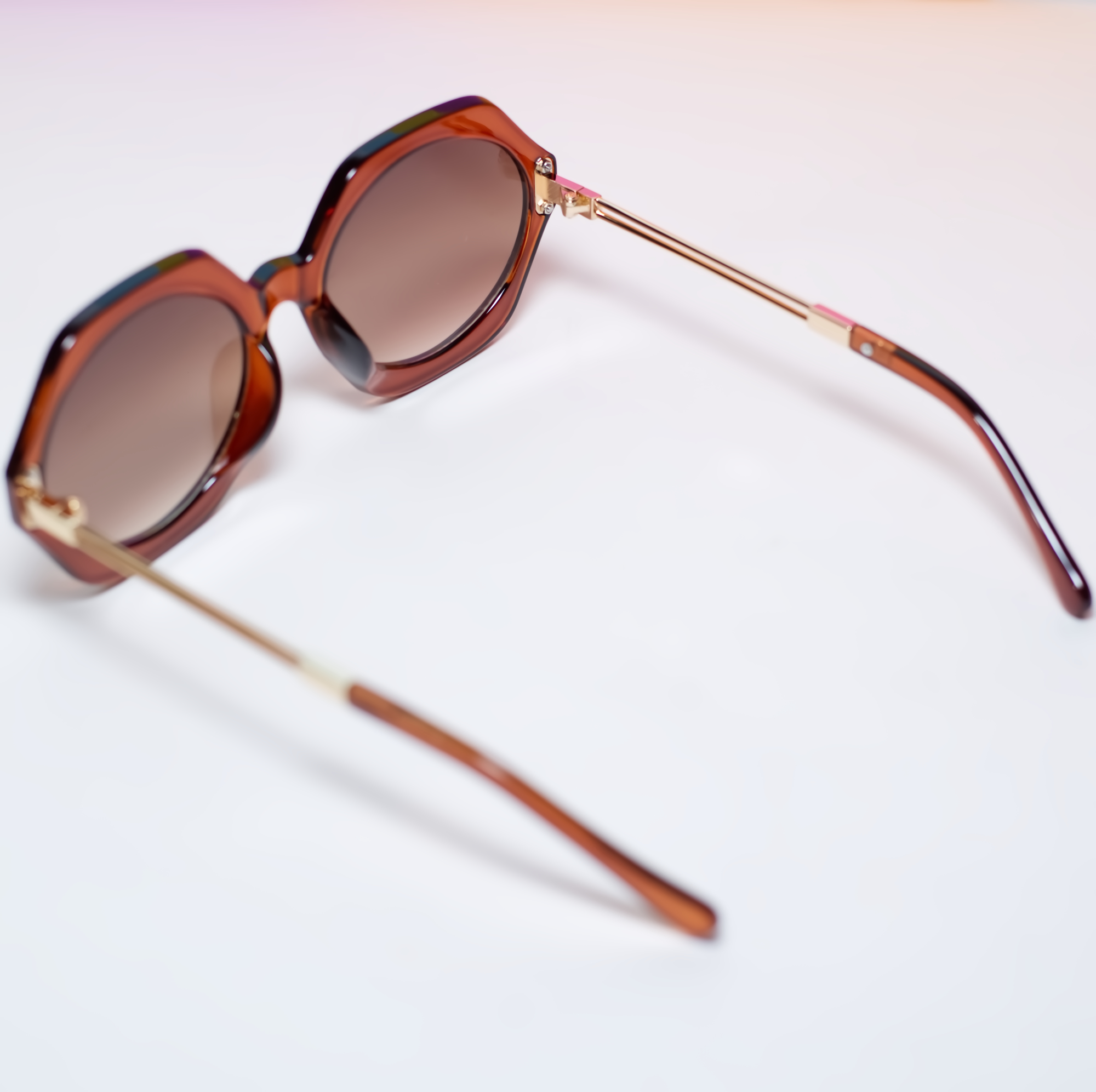 Brown Octagon Frame Round Lens Sunglasses Bold Fashioned